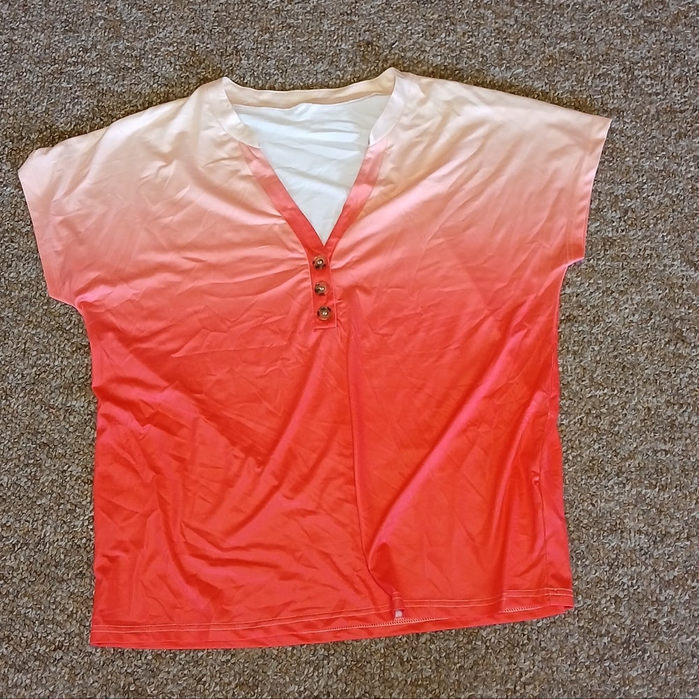 Women's Ombre Pink Short Sleeve V-Neck Top